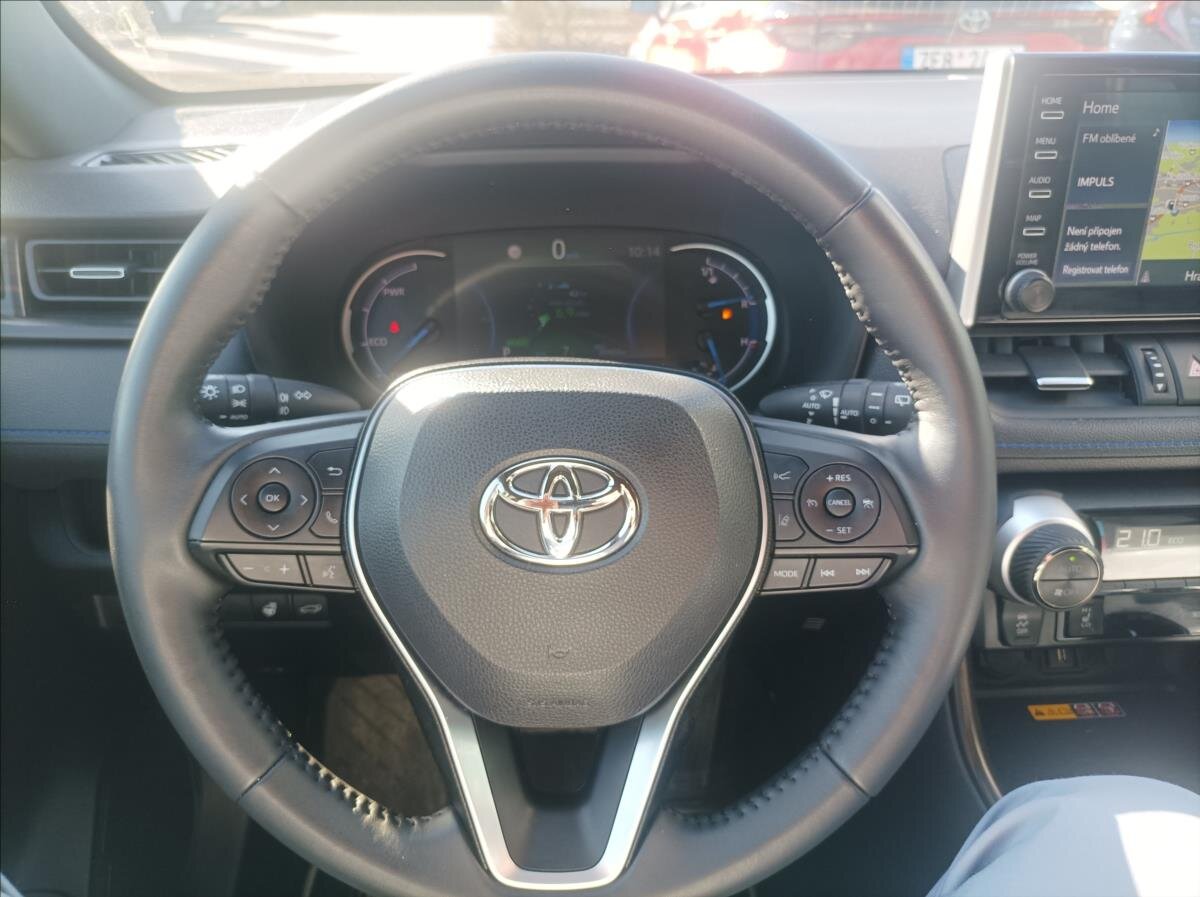 Toyota RAV4 SUV / Terénní 2,5 l 131 kw