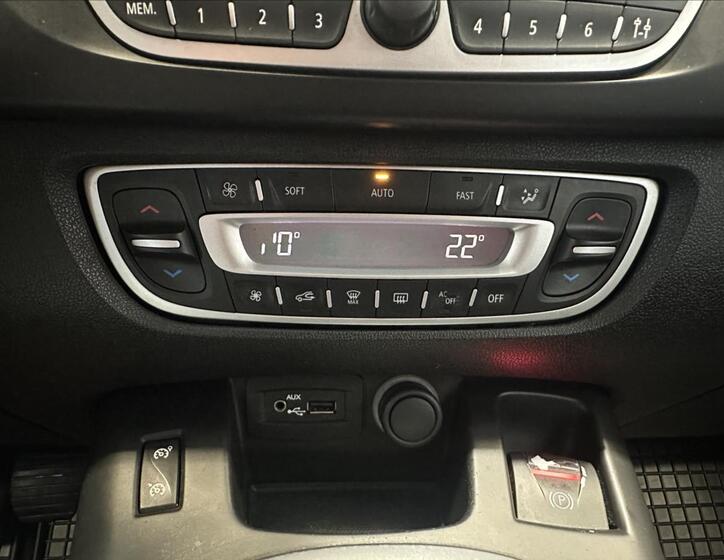 Renault Grand Scénic 31