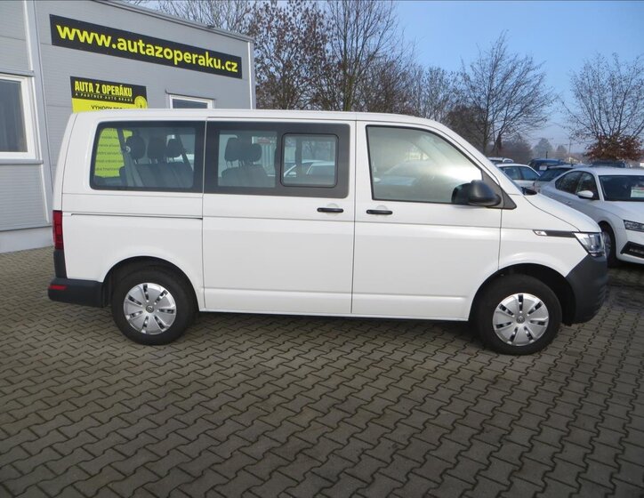 Volkswagen Transporter Kombi 2,0 l 110 kw