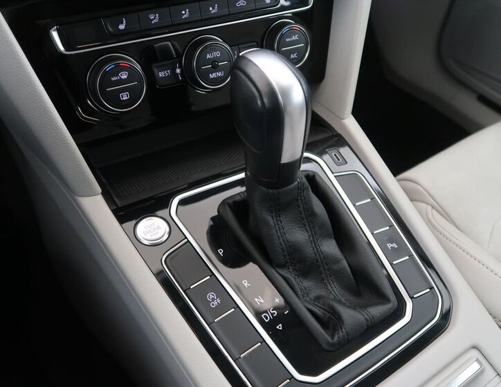 Volkswagen Passat 33