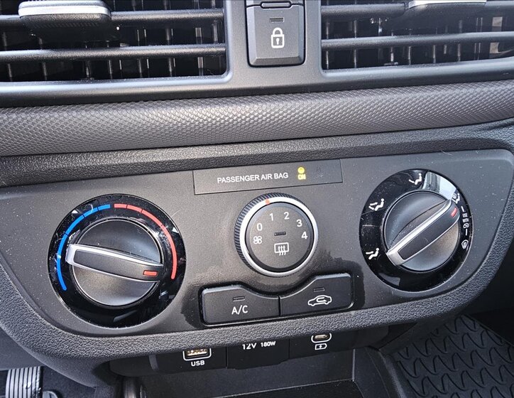 Hyundai i10 Hatchback 998,0 46 kw