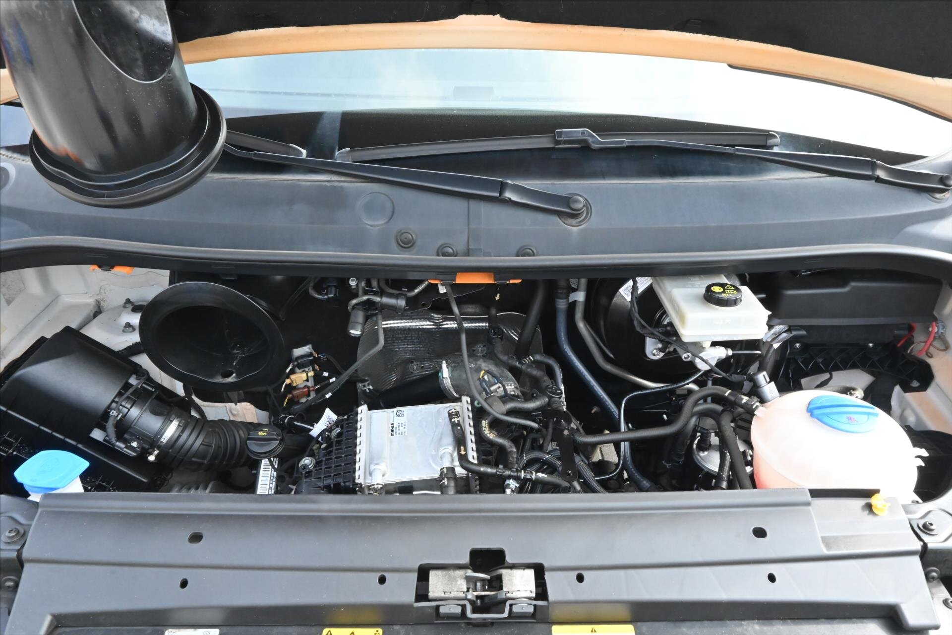 Volkswagen Crafter Skříň 2,0 l 103 kw