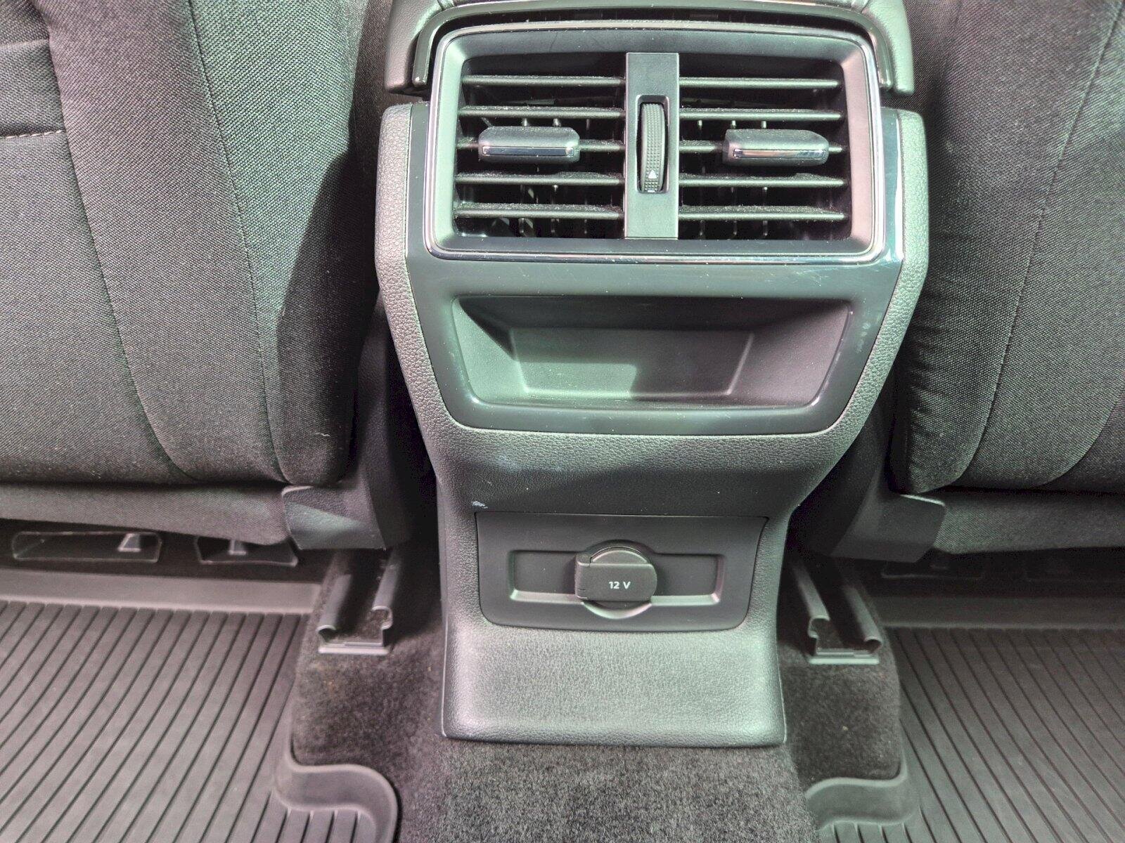 Škoda Karoq SUV / Terénní 1,5 l 110 kw