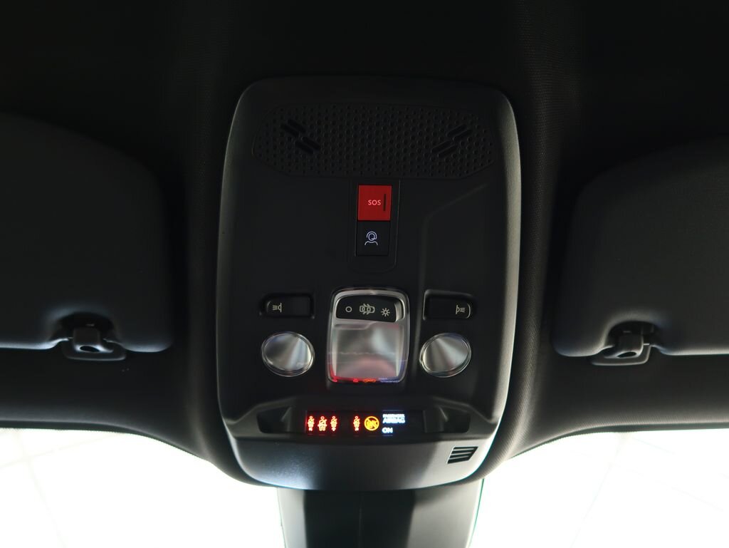 Peugeot 2008 SUV / Terénní 1,2 l 74 kw