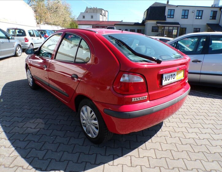 Renault Mégane Hatchback 1,6 l 79 kw