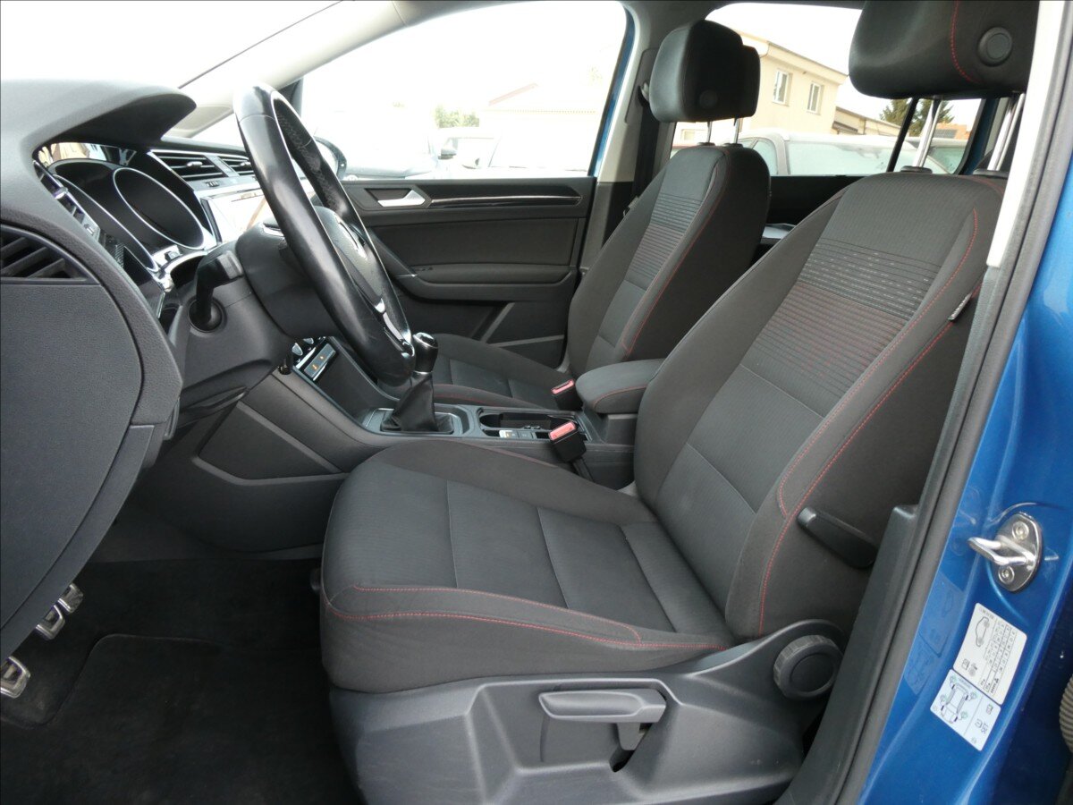 Volkswagen Touran MPV 1,2 l 81 kw