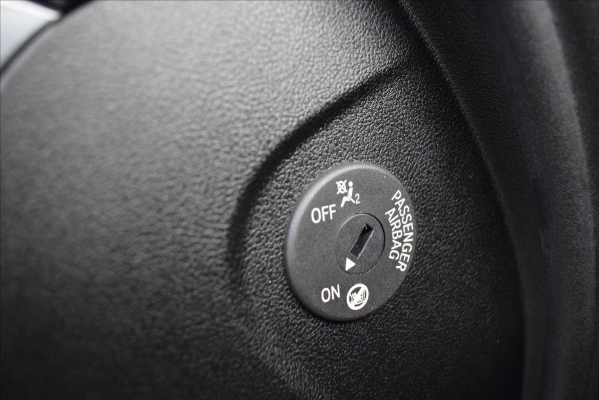 BMW Řada 5 Sedan / Limuzína 3,0 l 195 kw