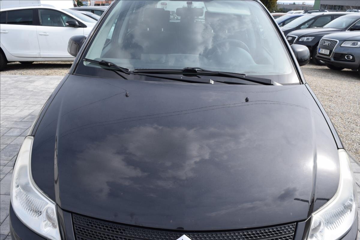 Suzuki SX4 Hatchback 1,6 l 79 kw