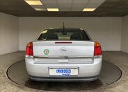 Opel Vectra Sedan 2,2 l 108 kw