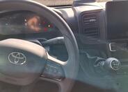 Toyota ProAce 9