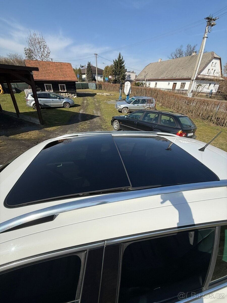 Volkswagen Tiguan Kombi 1,4 l 110 kw