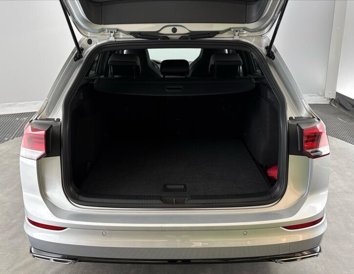 Volkswagen Golf Kombi 1,5 l 110 kw