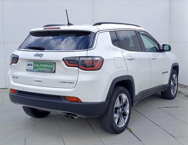 Jeep Compass SUV 2,0 l 125 kw