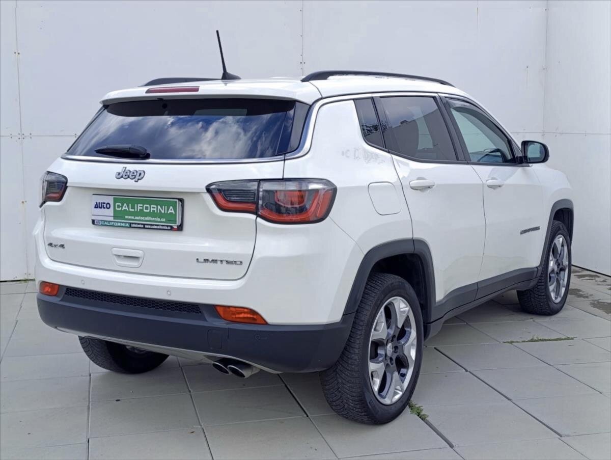Jeep Compass SUV 2,0 l 125 kw