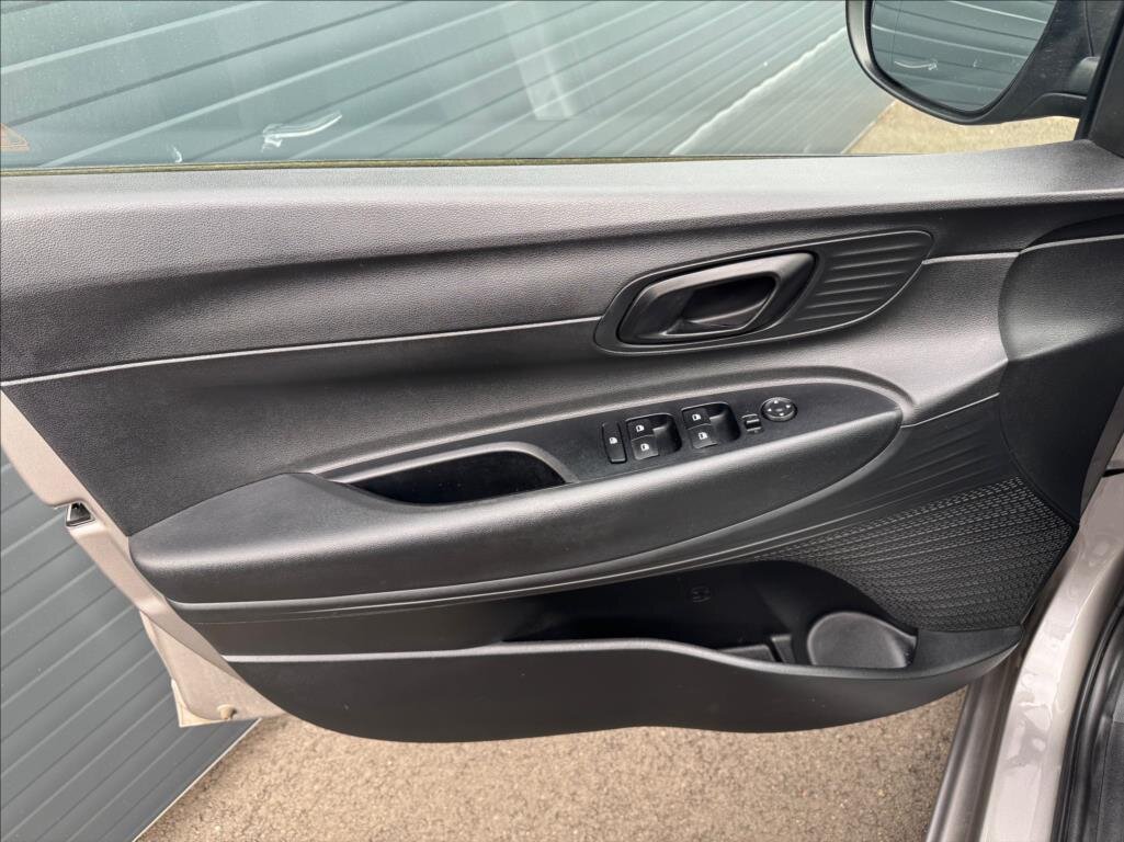 Hyundai i20 Hatchback 1,2 l 61 kw