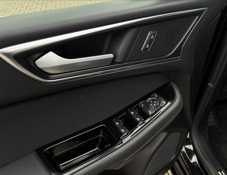 Ford S-MAX Kombi 2,5 l 140 kw