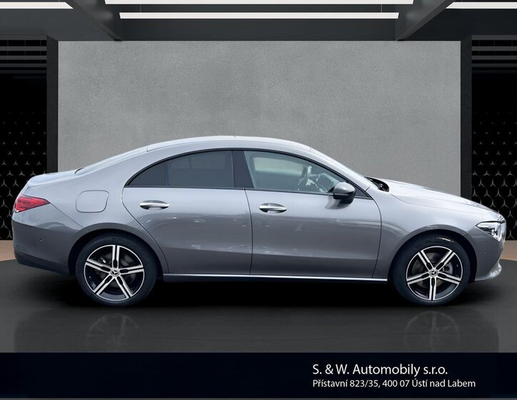 Mercedes-Benz CLA Sedan / Limuzína 1,3 l 118 kw