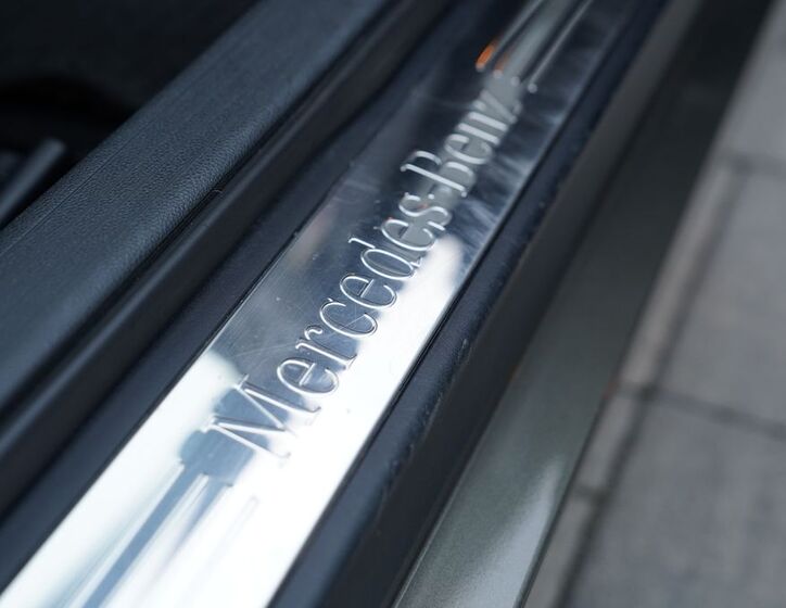 Mercedes-Benz Třídy E 33