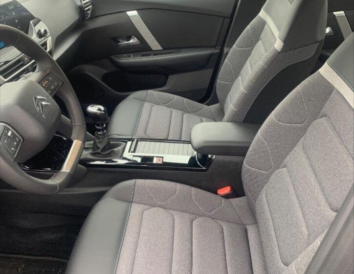 Citroën C4 X Sedan 1,2 l 74 kw