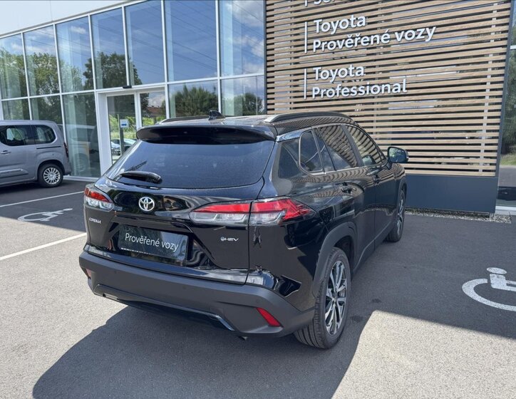 Toyota Corolla Cross 2