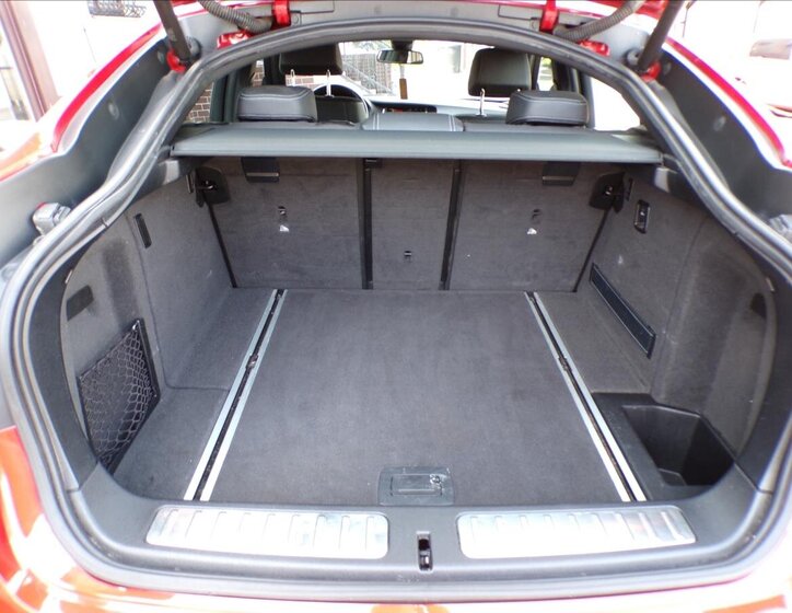 BMW X4 Sedan 3,0 l 190 kw