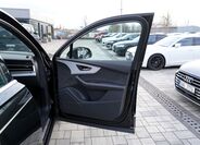 Audi Q7 21