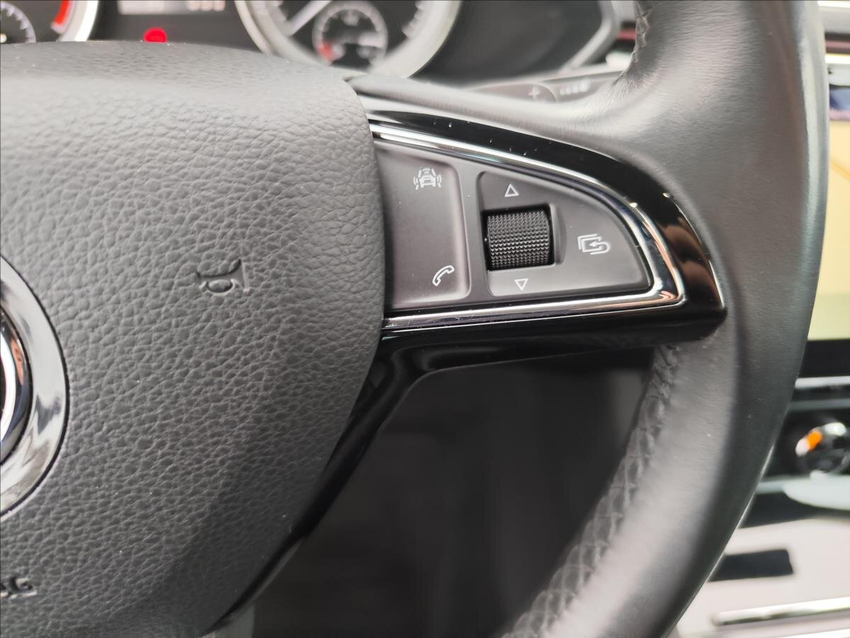 Škoda Superb Kombi 2,0 l 140 kw