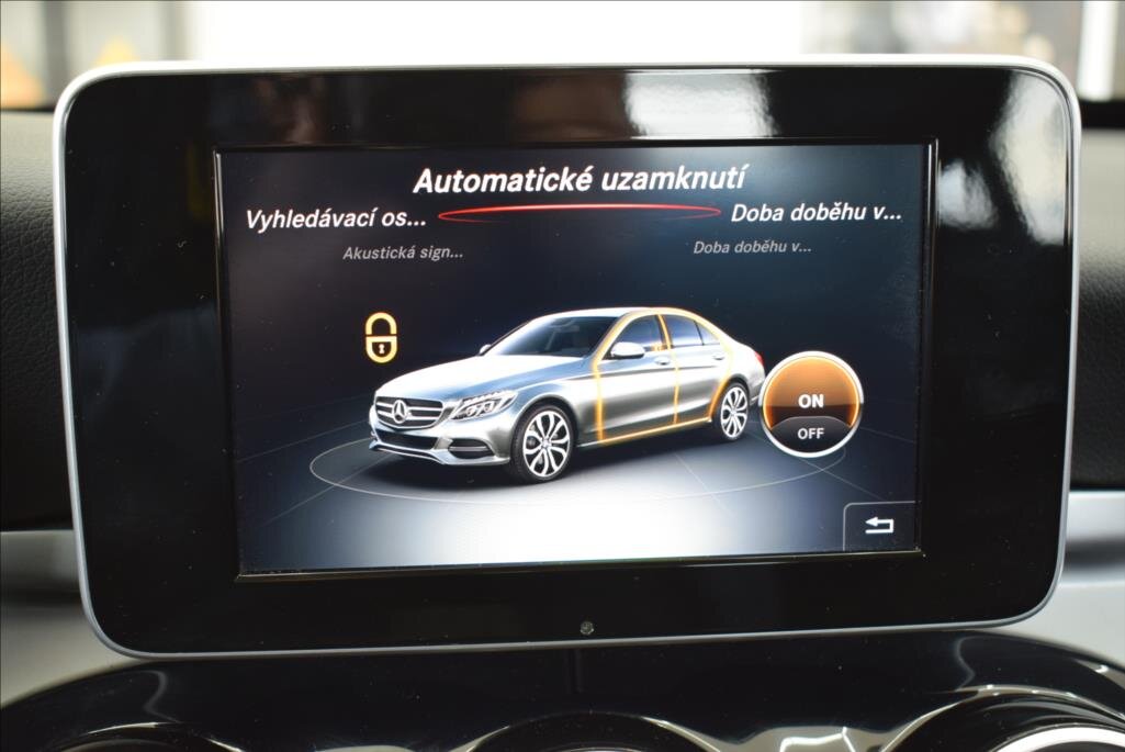 Mercedes-Benz Třídy C Sedan / Limuzína 2,1 l 125 kw