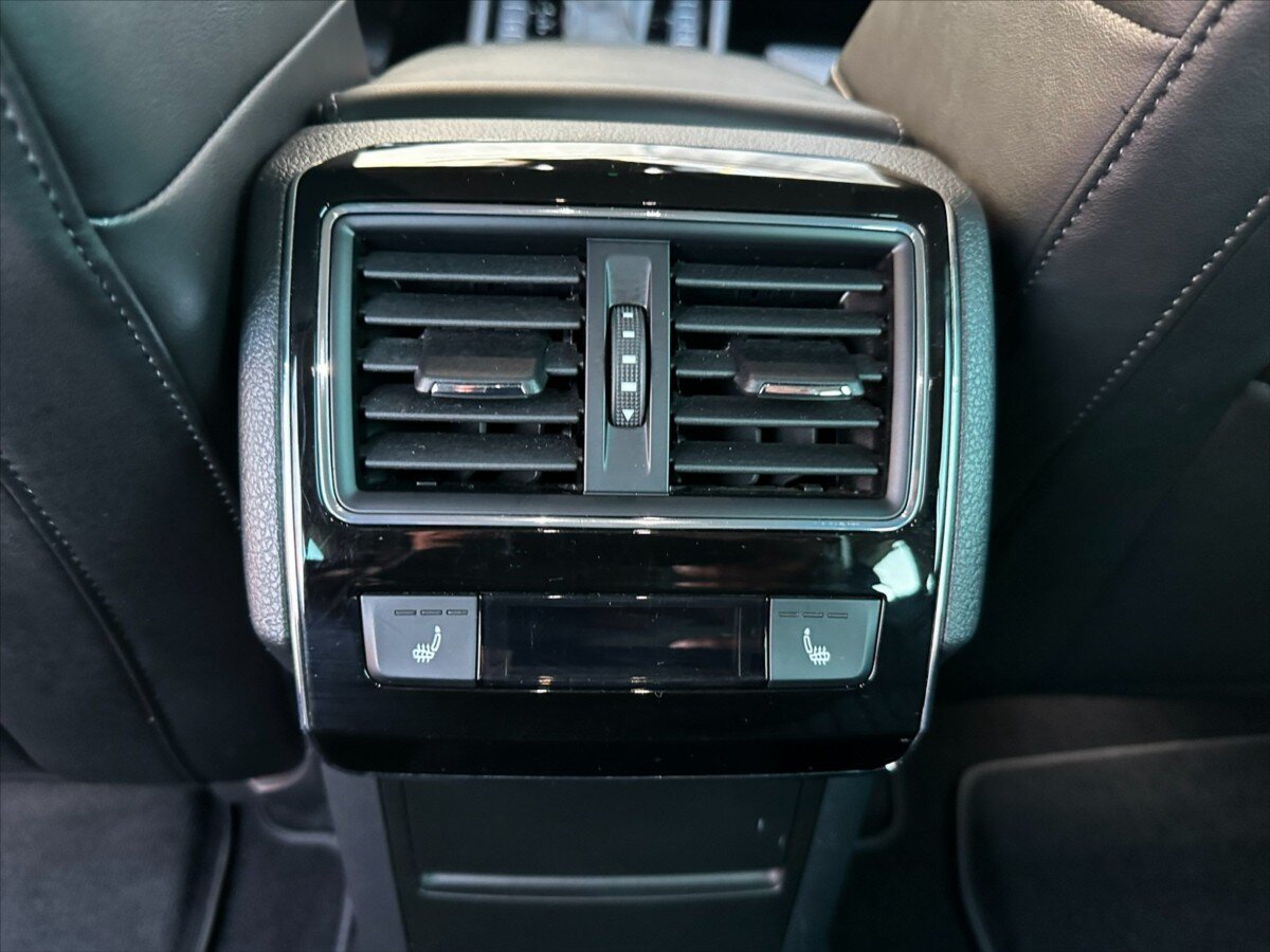 Škoda Superb Kombi 2,0 l 110 kw