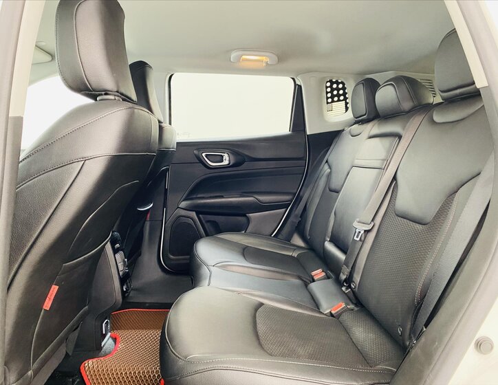 Jeep Compass Ostatní 1,3 l 132 kw