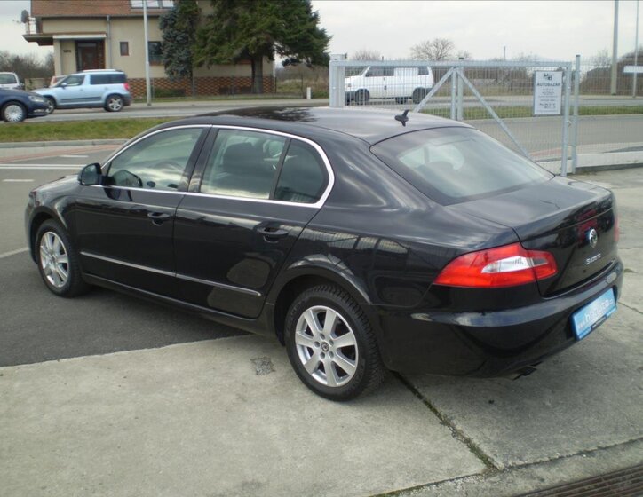 Škoda Superb Sedan 1,4 l 92 kw