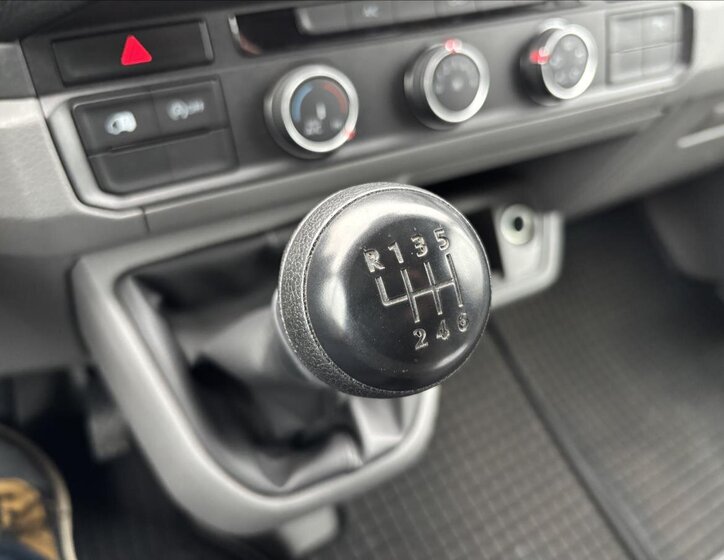 Volkswagen Crafter Skříň 2,0 l 103 kw