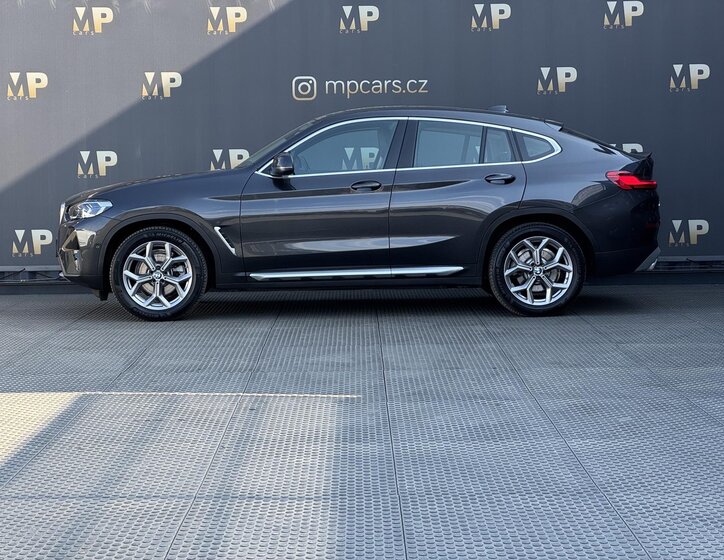 BMW X4 SUV / Terénní 2,0 l 140 kw