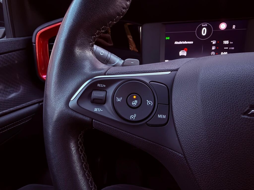 Opel Mokka SUV / Terénní 1,2 l 96 kw