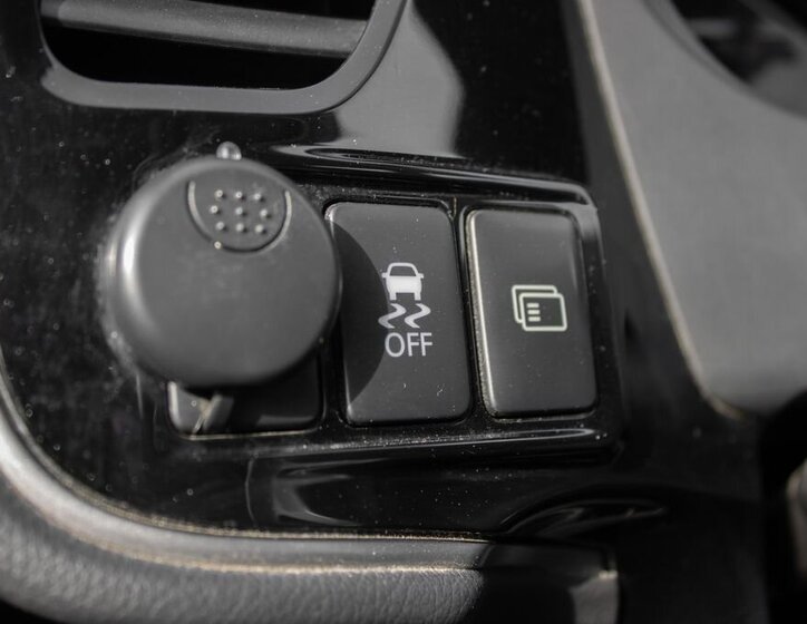 Mitsubishi Outlander SUV / Terénní 2,3 l 110 kw