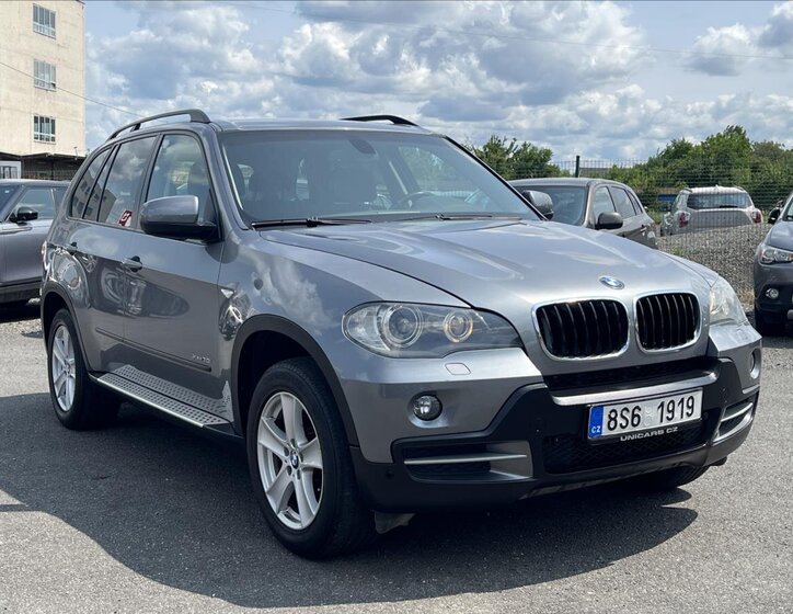 BMW X5 SUV 3,0 l 200 kw