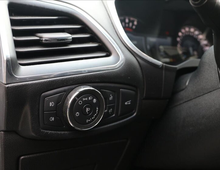 Ford Edge Kombi 2,0 l 154 kw