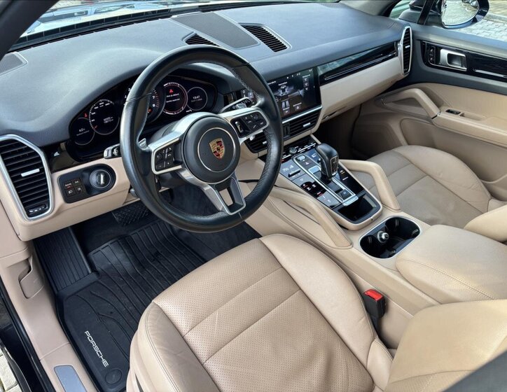 Porsche Cayenne SUV / Terénní 3,0 l 250 kw