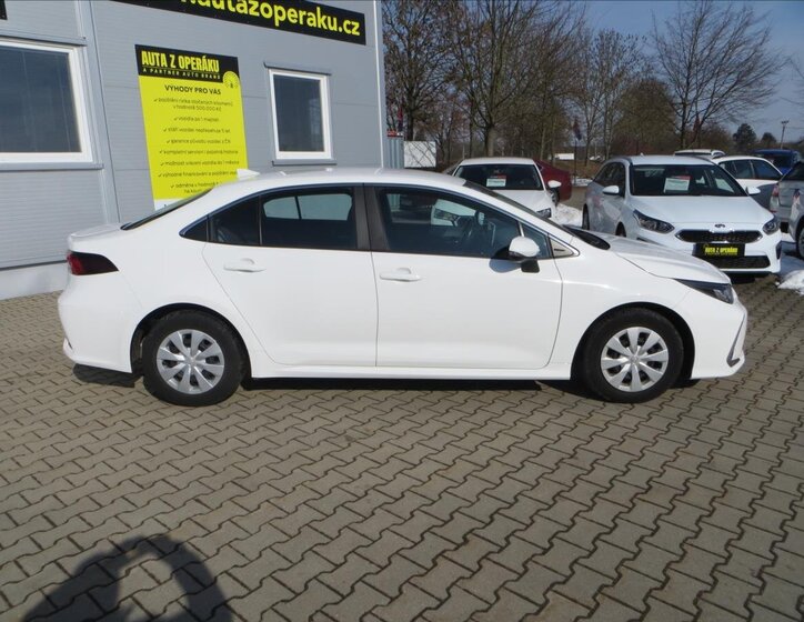 Toyota Corolla Sedan 1,8 l 72 kw