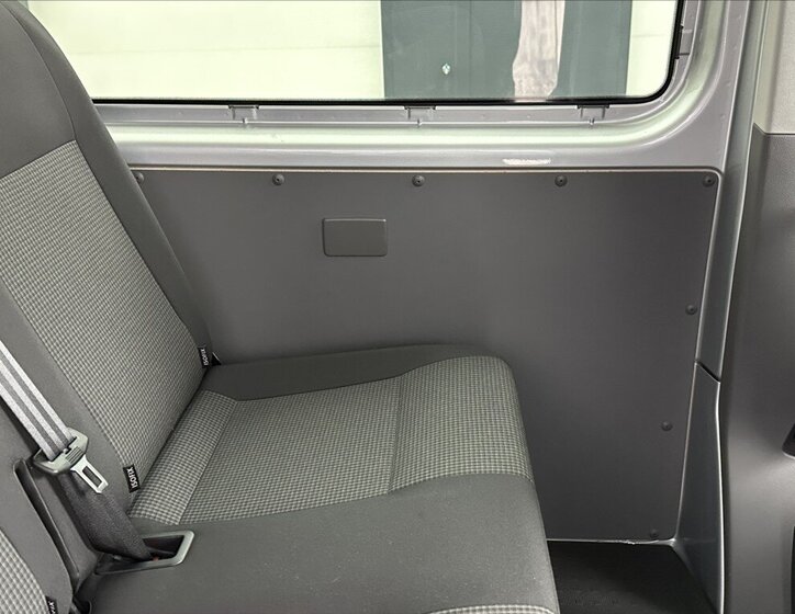 Volkswagen Transporter Kombi 2,0 l 110 kw