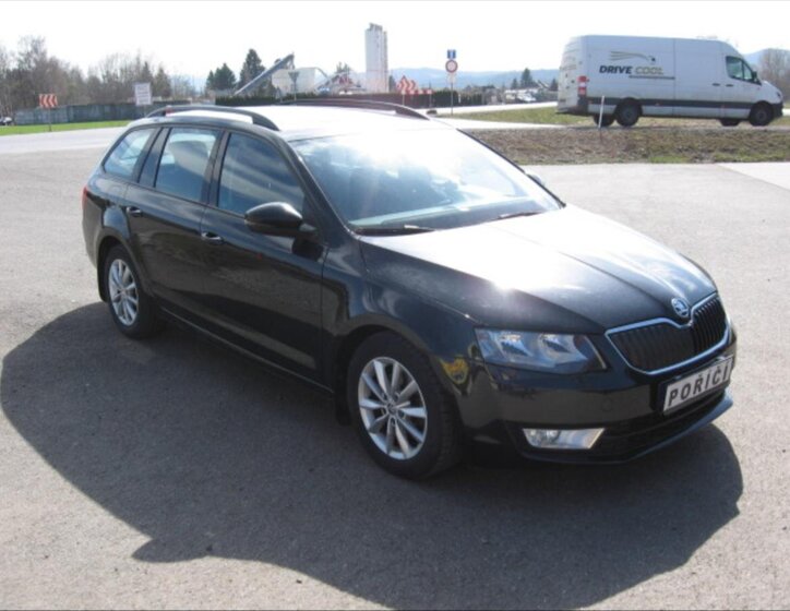 Škoda Octavia Kombi 2,0 l 110 kw