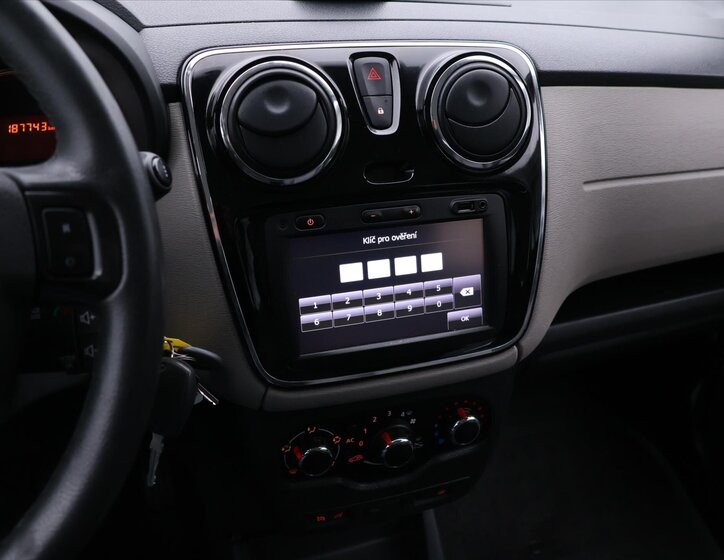 Dacia Lodgy MPV 1,2 l 85 kw