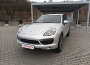 Porsche Cayenne Kombi 3,0 l 180 kw