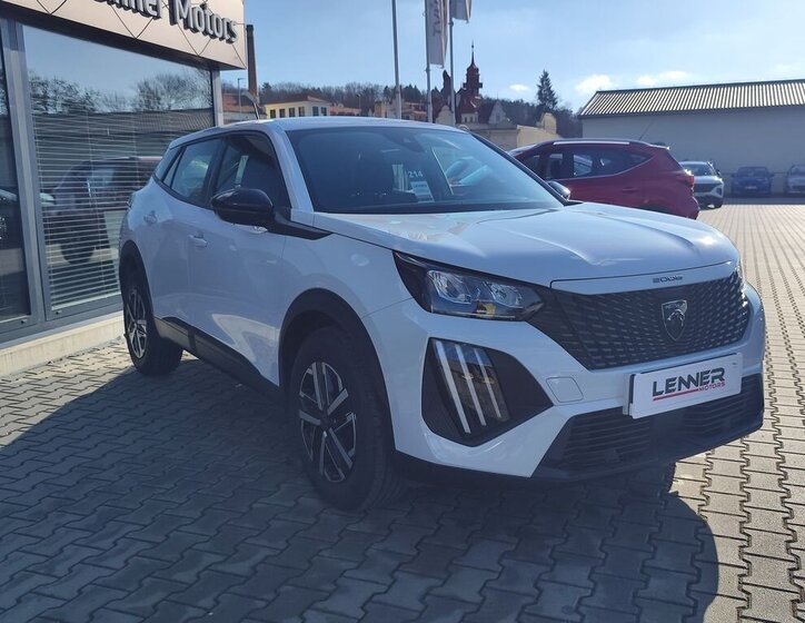 Peugeot 2008 Hatchback 1,2 l 74 kw