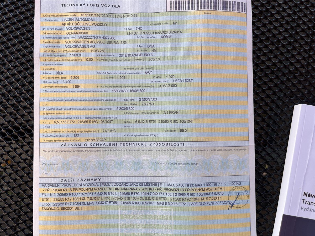 Volkswagen Caravelle Kombi 2,0 l 110 kw