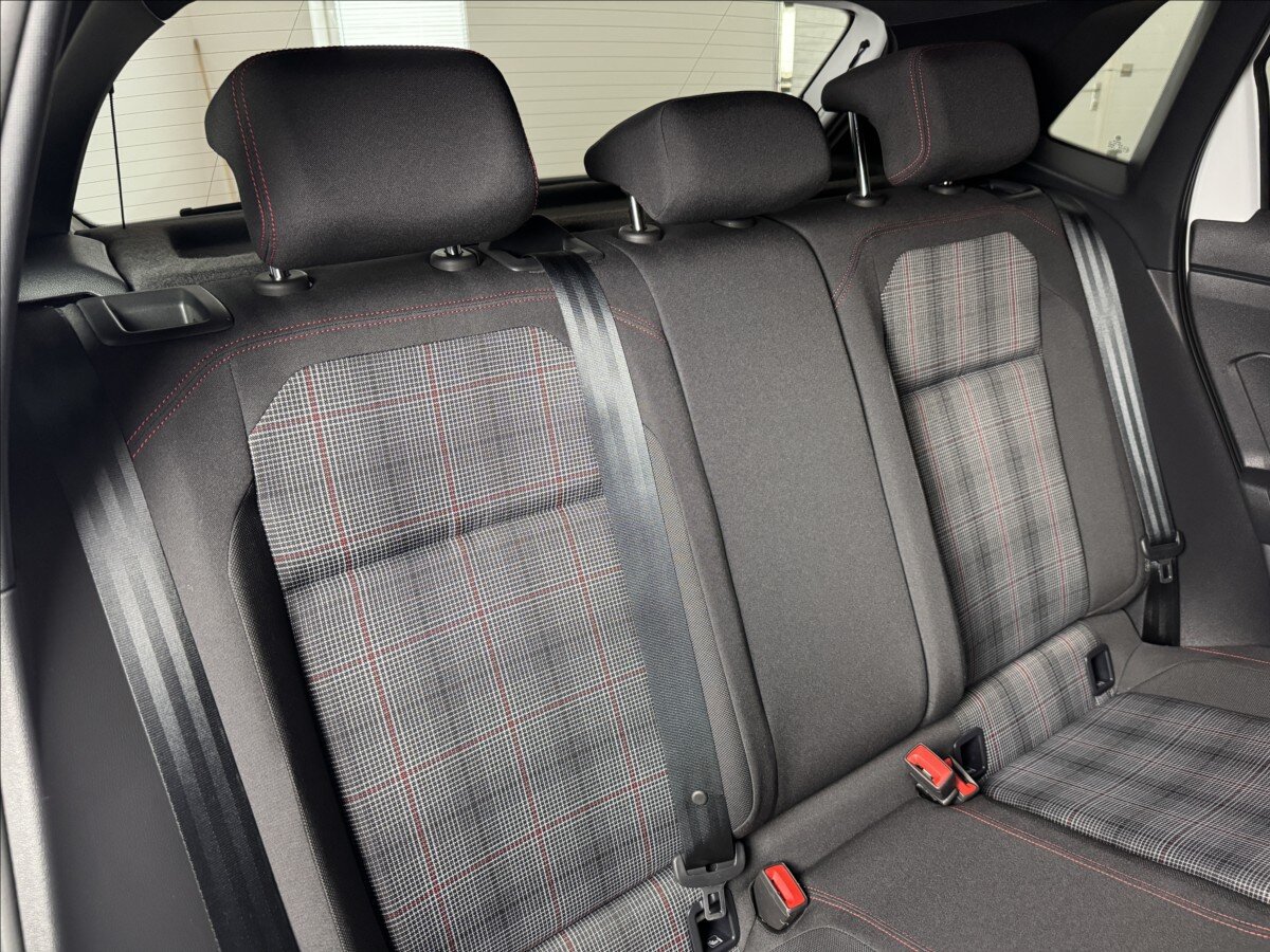 Volkswagen Polo Hatchback 2,0 l 152 kw