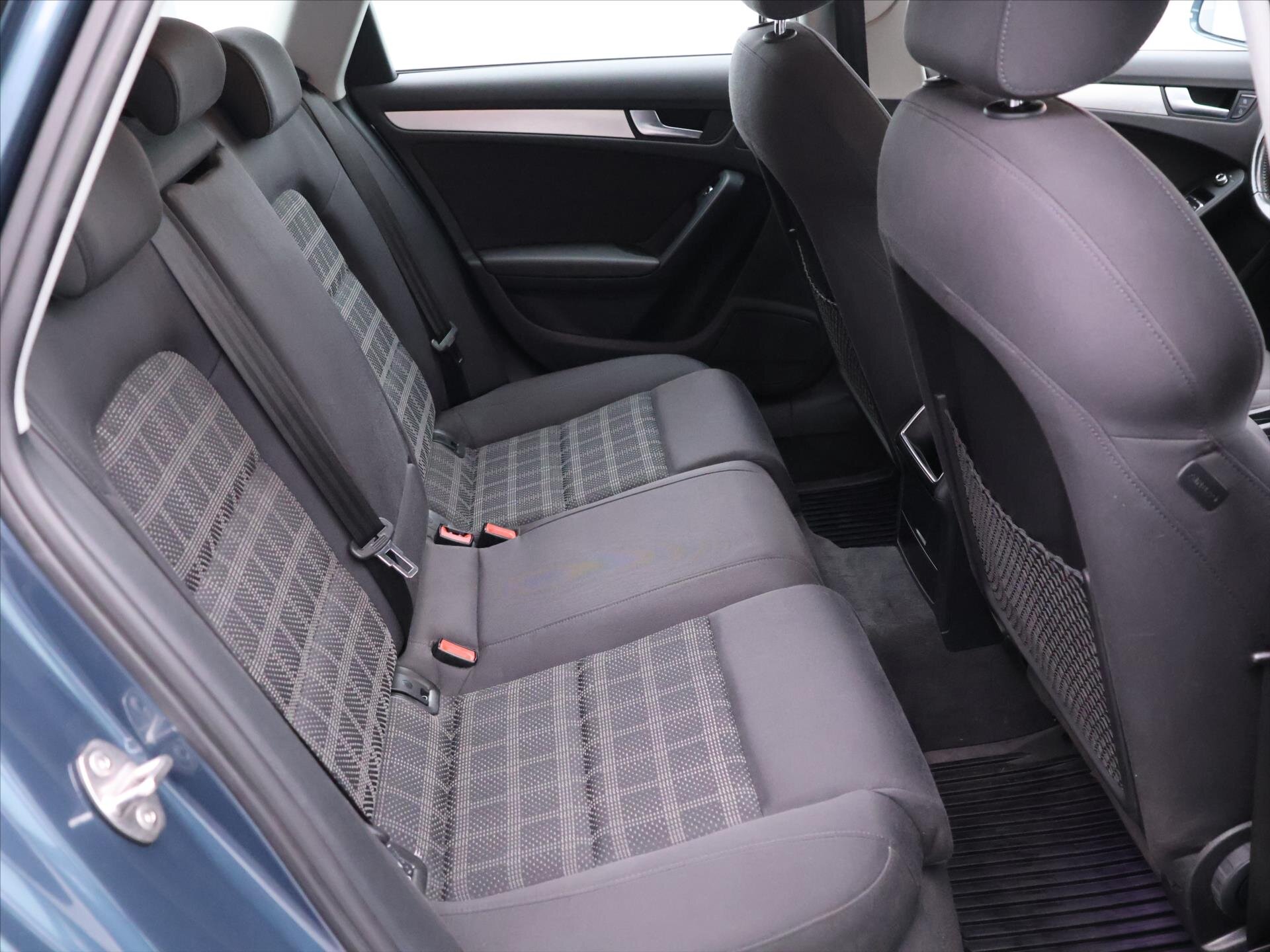 Audi A4 Kombi 2,0 l 140 kw