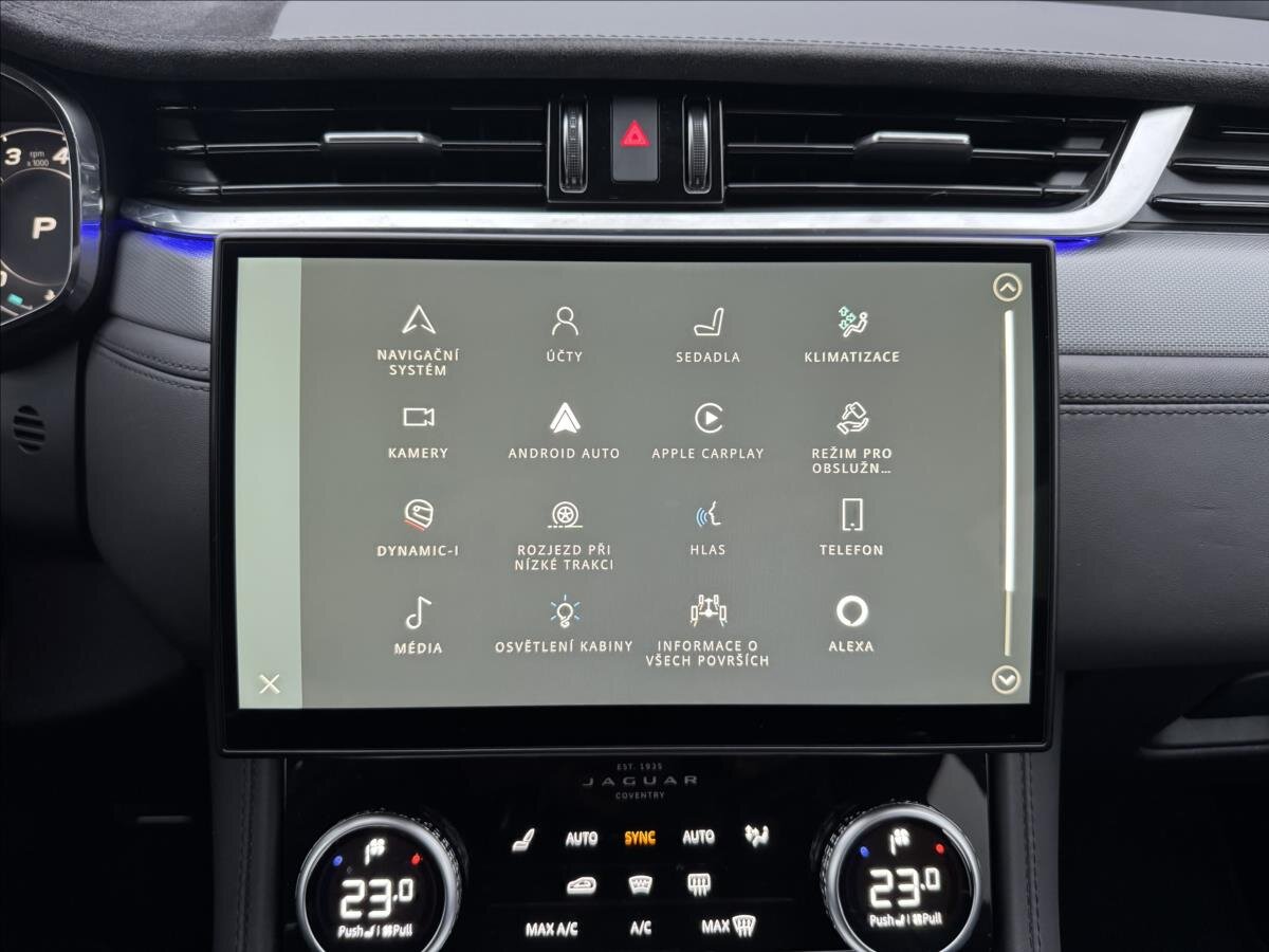 Jaguar F-Pace SUV / Terénní 5,0 l 405 kw