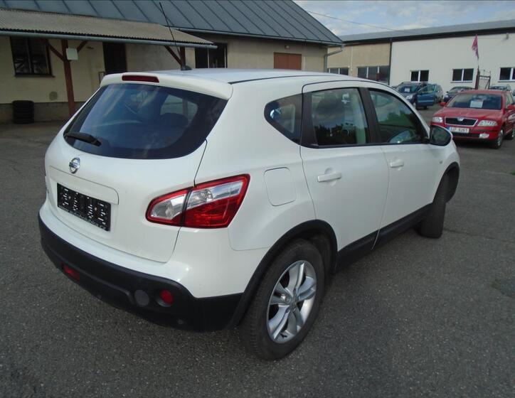 Nissan Qashqai 4