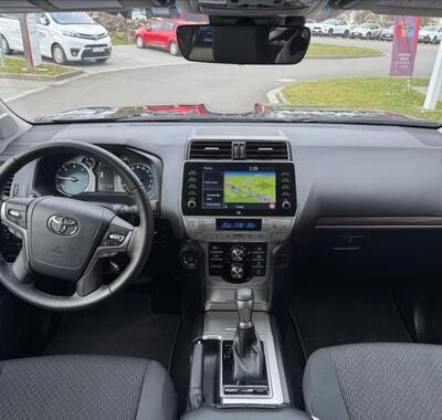 Toyota Land Cruiser 10